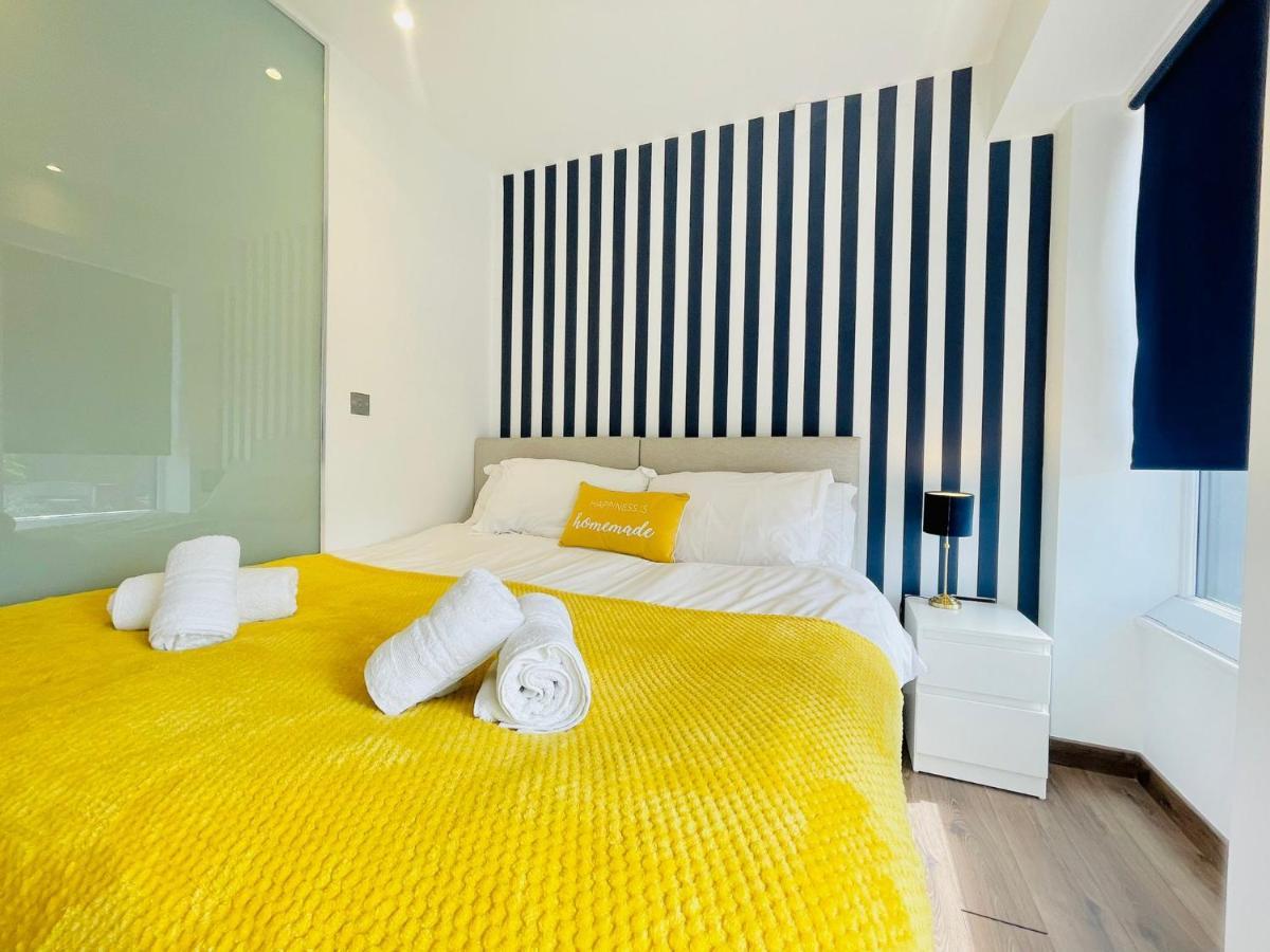 Park Street Apartment Luton By Hostaguest Екстер'єр фото